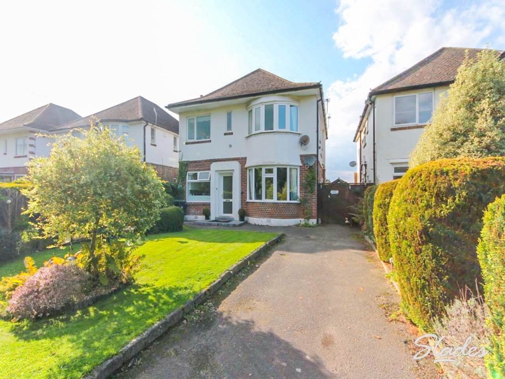 Oak Avenue, Christchurch, Dorset