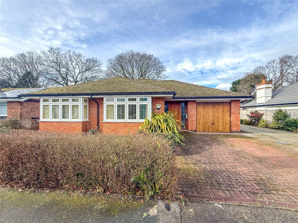 Springfield Avenue, Christchurch, Dorset, BH23 2PE