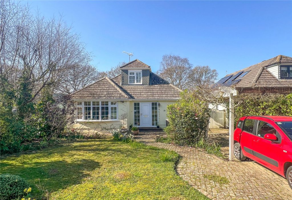 Poplar Close, Bransgore, Christchurch, Dorset, BH23 8JF