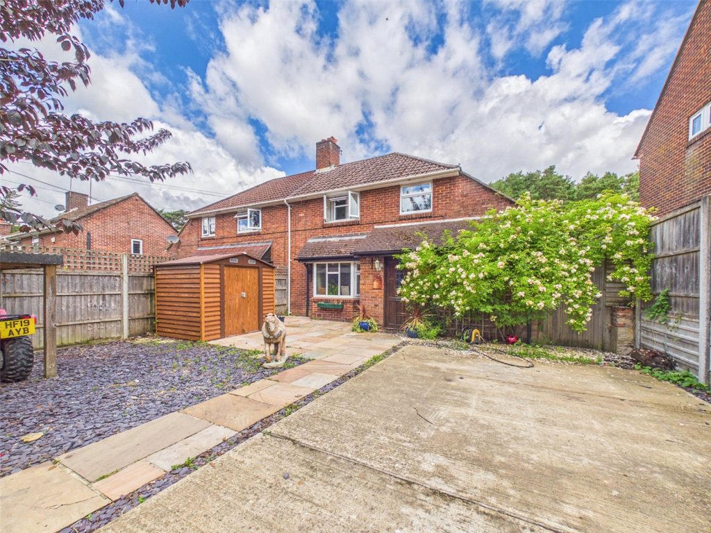 Burnt House Lane, Bransgore, Christchurch, Dorset, BH23 8DD