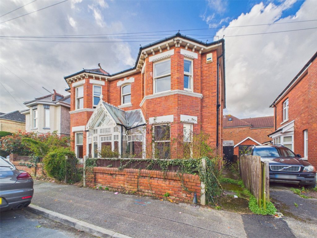 Harcourt Road, Bournemouth, Dorset, BH5 2JG