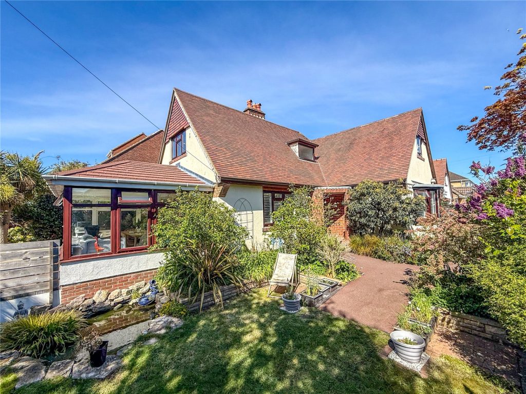 Somerford Way, Christchurch, Dorset, BH23 3QN