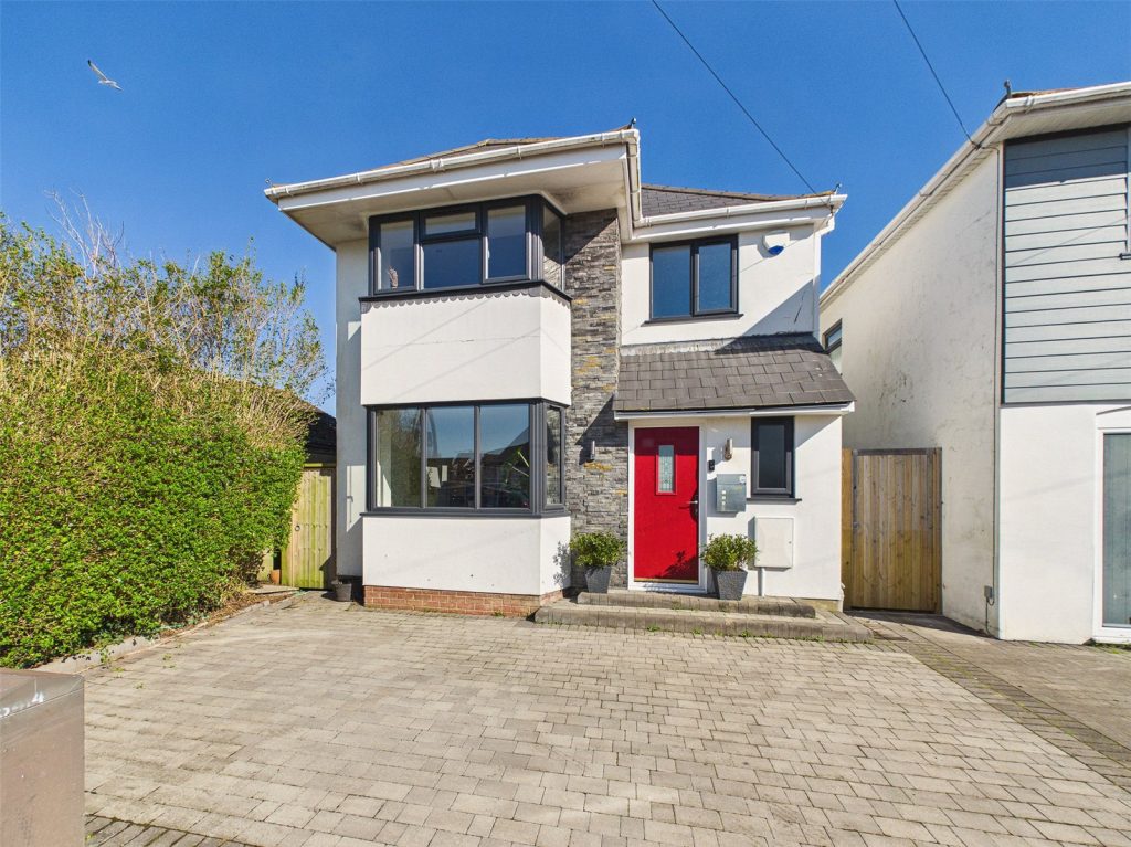 Riverlea Road, Christchurch, Dorset, BH23 1JQ