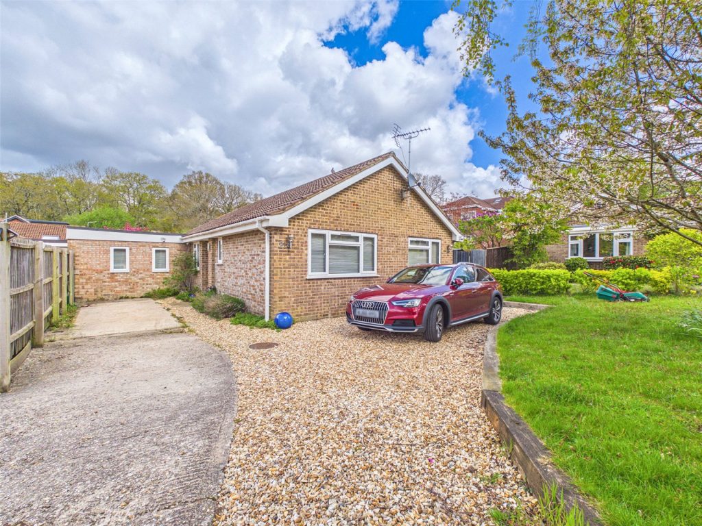Elmers Way, Bransgore, Christchurch, Dorset, BH23 8HB
