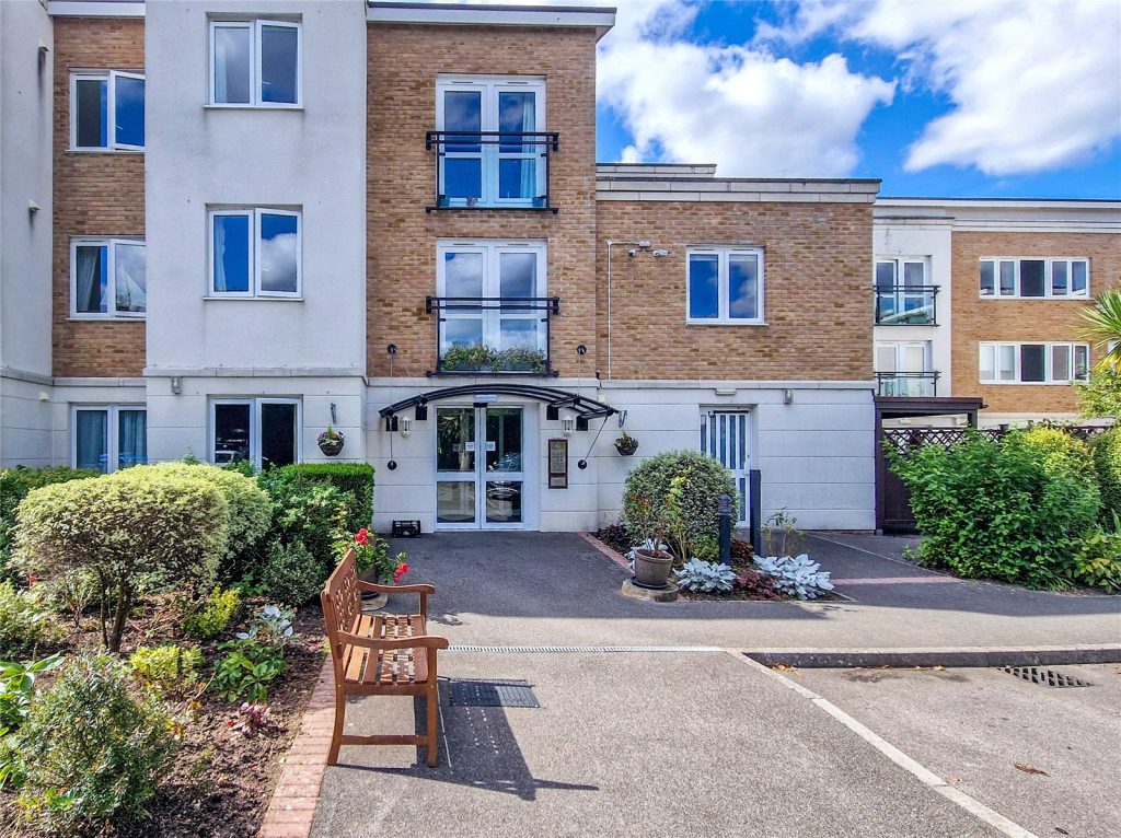 Wortley Road, Highcliffe, Christchurch, Dorset, BH23 5GJ