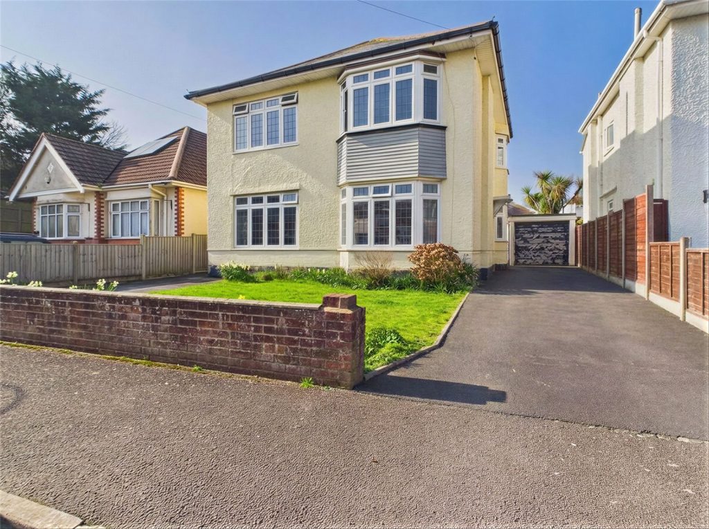 Bolton Road, Bournemouth, Dorset, BH6 3DZ