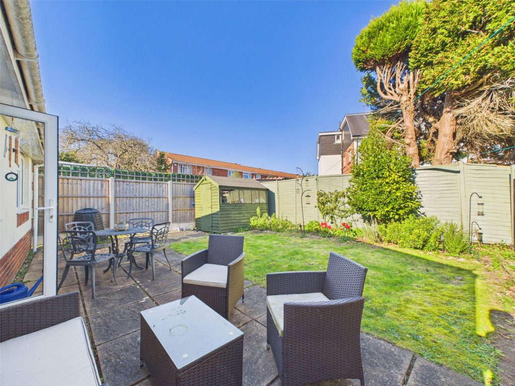 Darracott Road, Bournemouth, Dorset, BH5 2AU