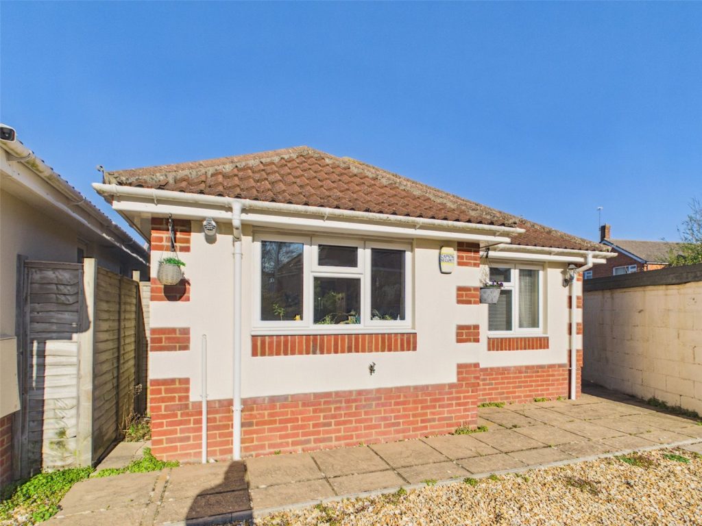 Darracott Road, Bournemouth, Dorset, BH5 2AU