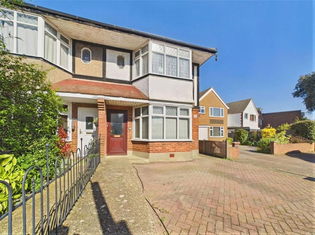 Bridle Dene, 943 Castle Lane East, Bournemouth, Dorset, BH7 6ST