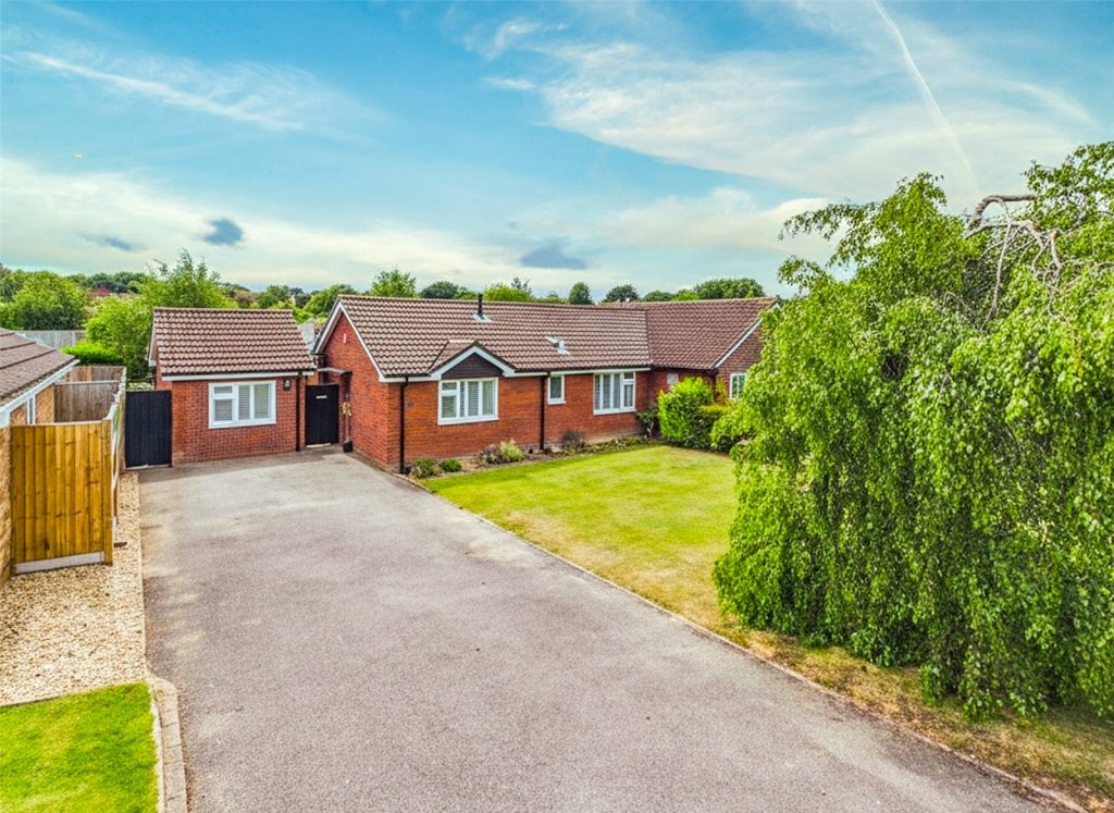 Buttercup Drive, Christchurch, Dorset, BH23 4TY
