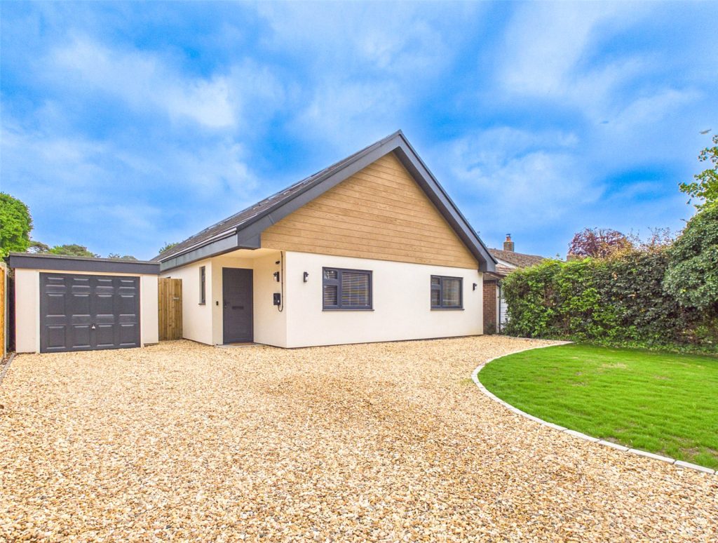 Wiltshire Road, Bransgore, Christchurch, Dorset, BH23 8BH