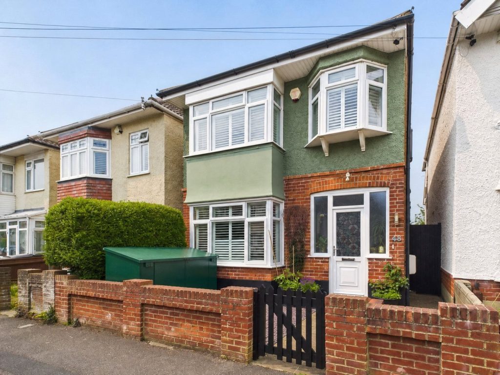 Burleigh Road, Southbourne, Bournemouth, Dorset, BH6 5DZ