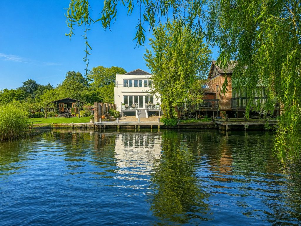 Bridge Street, Christchurch, Dorset, BH23 1EB