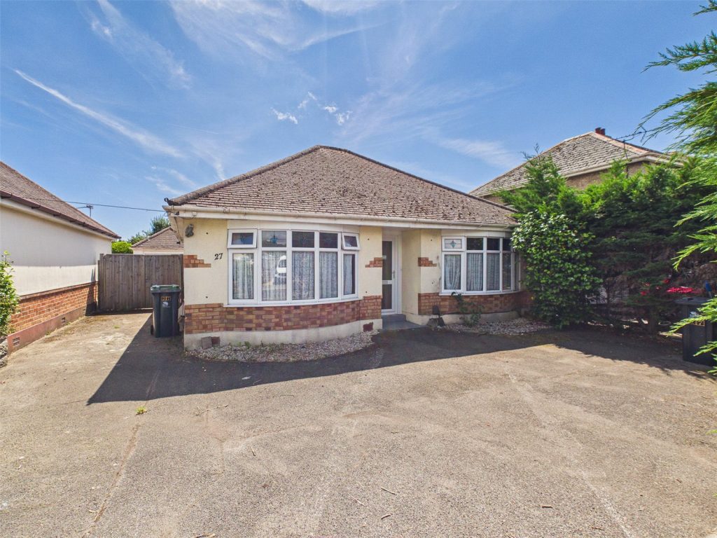 Flambard Avenue, Christchurch, Dorset, BH23 2NE