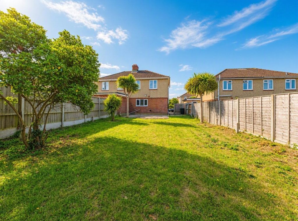 Shakespeare Road, Bournemouth, Dorset, BH6 5QT
