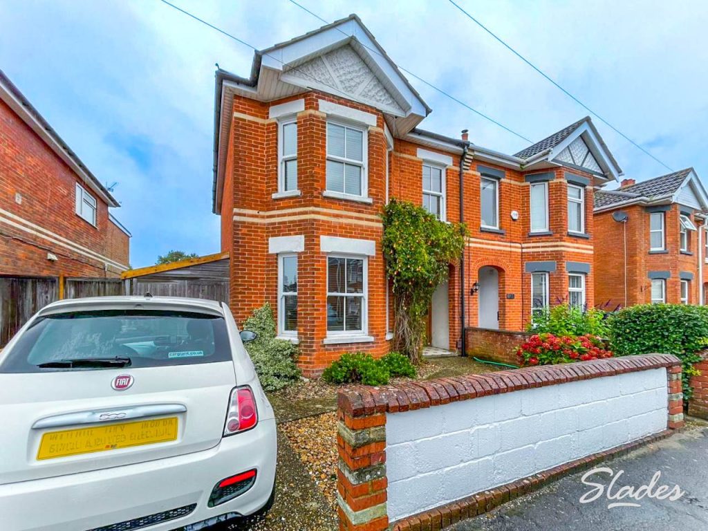 Jumpers Avenue, Christchurch, Dorset