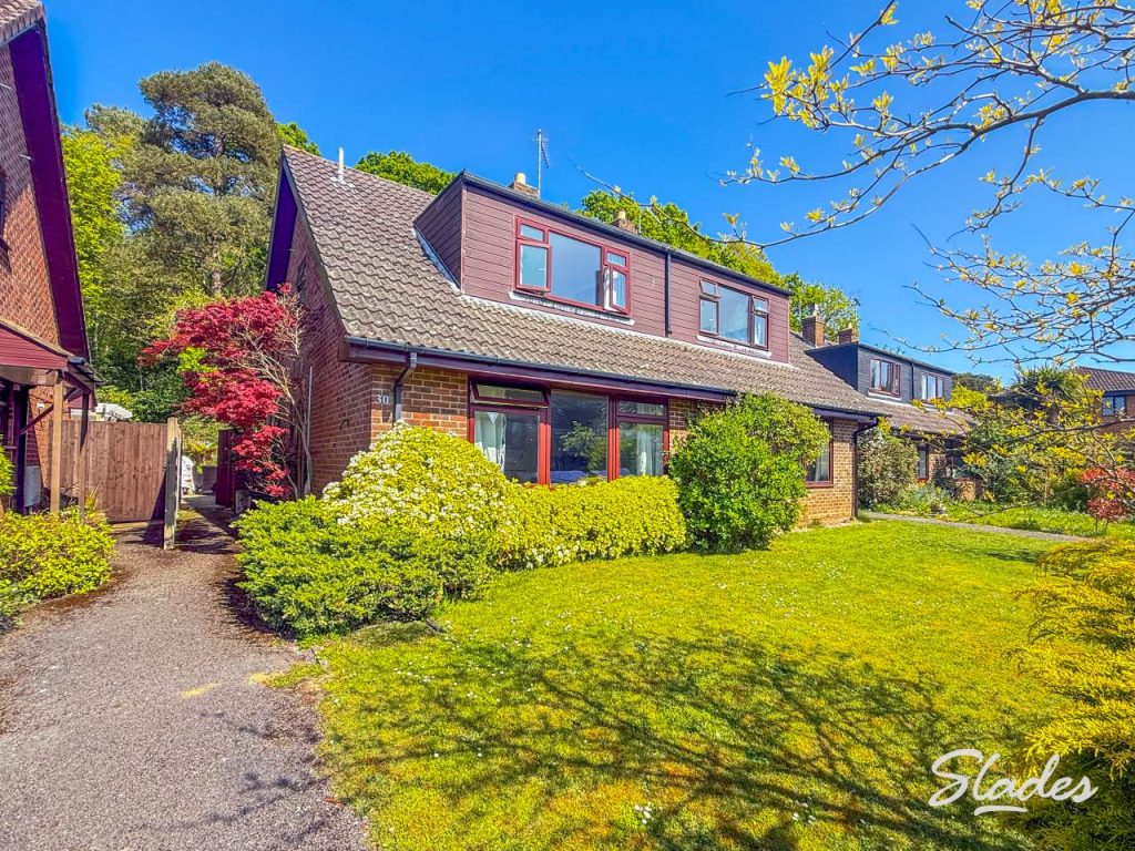 Cuckoo Hill Way, Bransgore, Christchurch