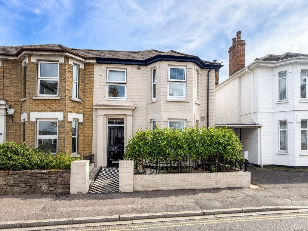 Bridge Street, Christchurch, Dorset, BH23 1DY