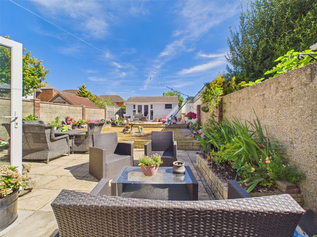 Arnewood Road, Bournemouth, Dorset, BH6 5DL