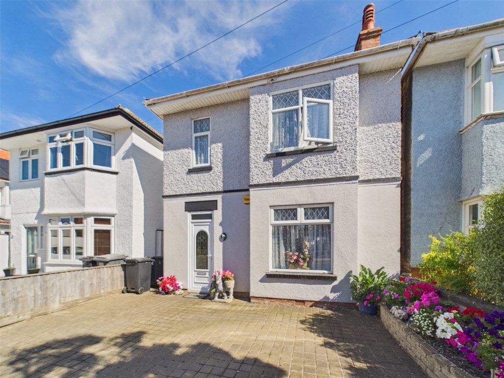 Arnewood Road, Bournemouth, Dorset, BH6 5DL