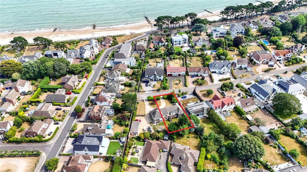 Rook Hill Road, Christchurch, Dorset, BH23 4DZ