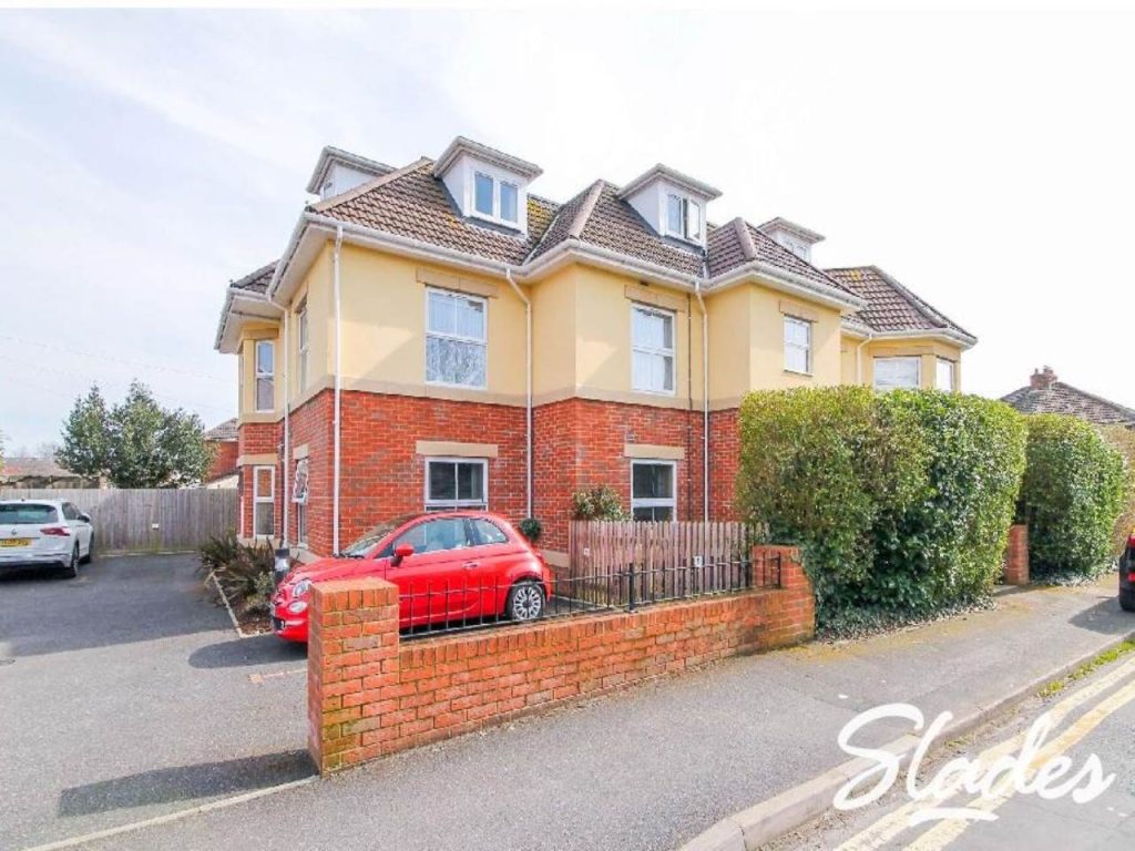 Gardner Road, Christchurch, Dorset