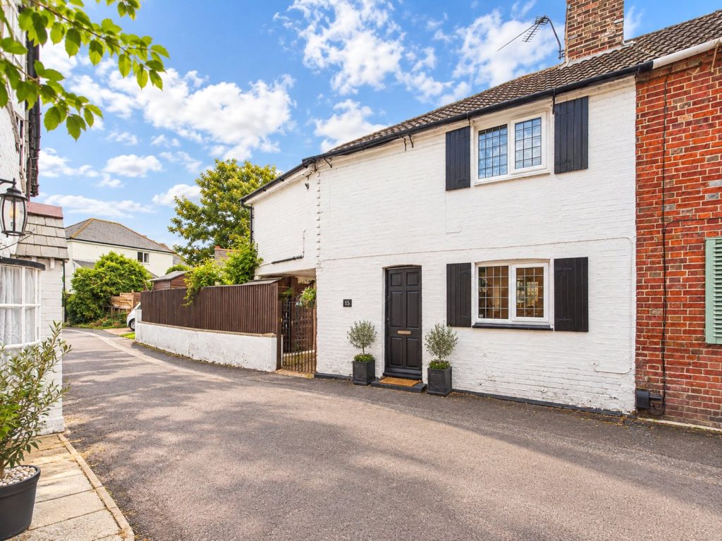 Scotts Hill Lane, Christchurch, Dorset, BH23 1HF