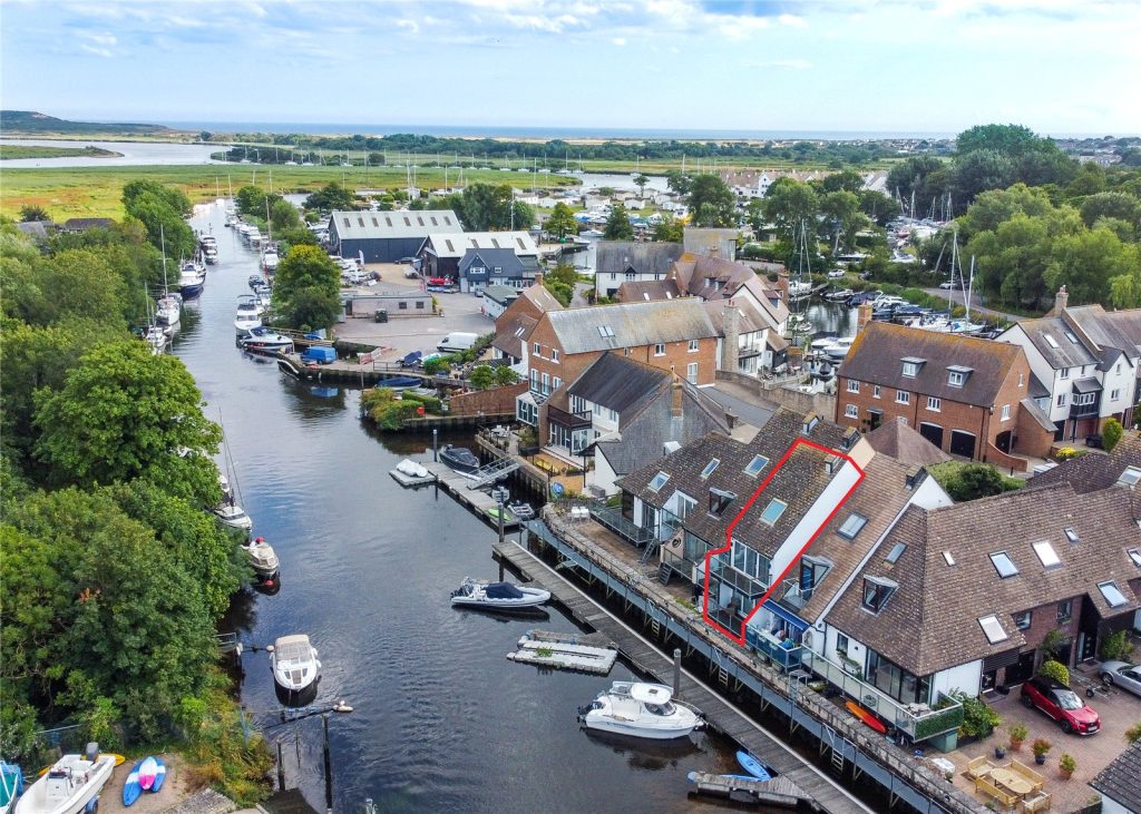 Avon Wharf, Bridge Street, Christchurch, Dorset, BH23 1DJ