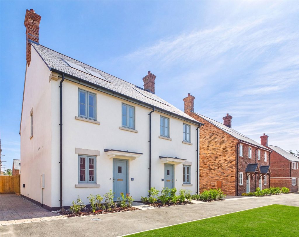 The Beaminster, Bransgore, Christchurch, Dorset, BH23 7AZ