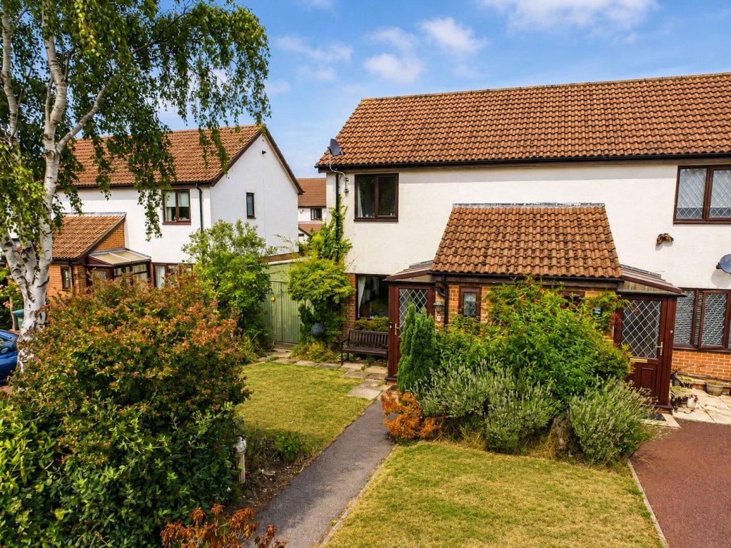 Celandine Close, Christchurch, Dorset, BH23 4LT