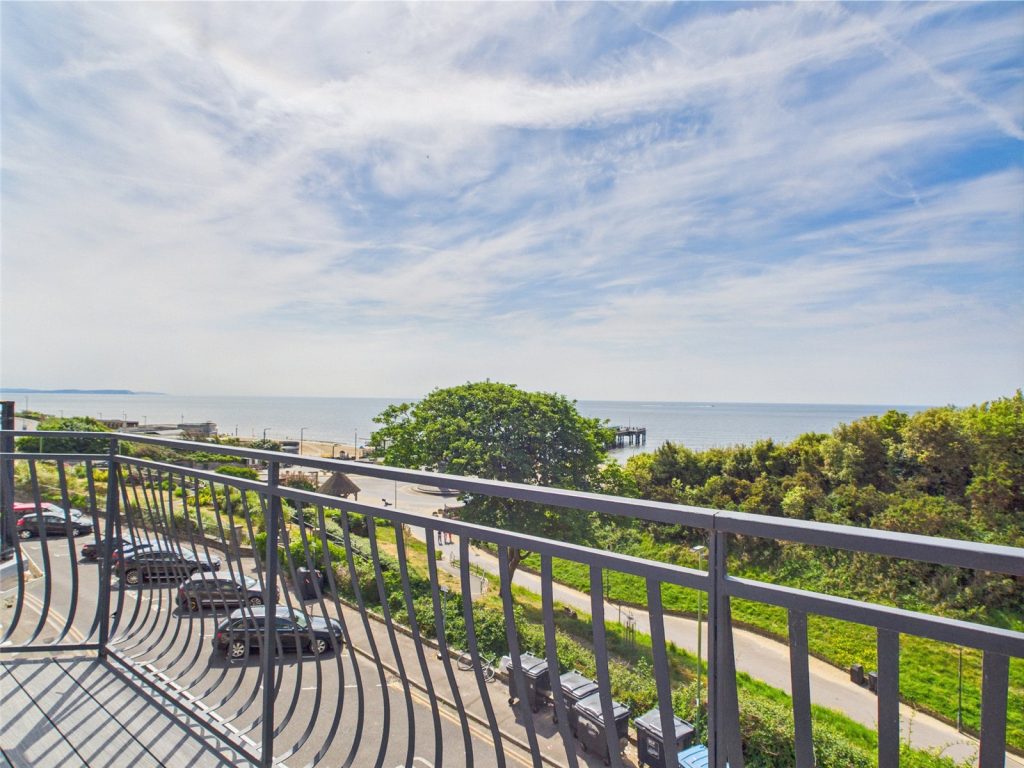 #10 Undercliff Road, Bournemouth